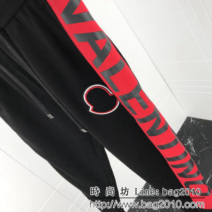 MONCLER蒙口 X Valen聯名款 18秋冬新款 蒙口大logo裝飾衛褲 ydi1182